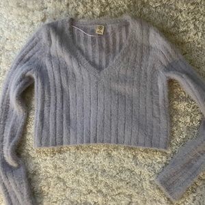 Urban outfitters crop V-neck sweater. Size medium. Color is lilac.